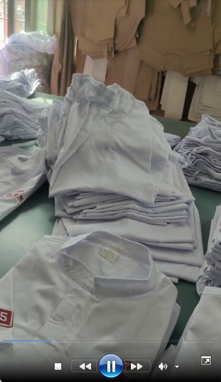 铭利工作服生产中