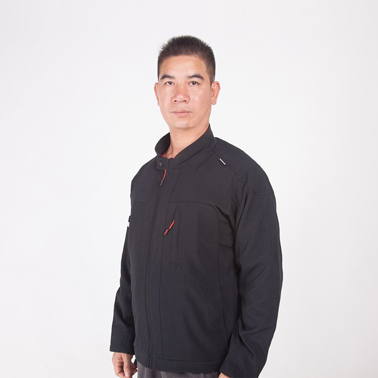 保时捷防风外套